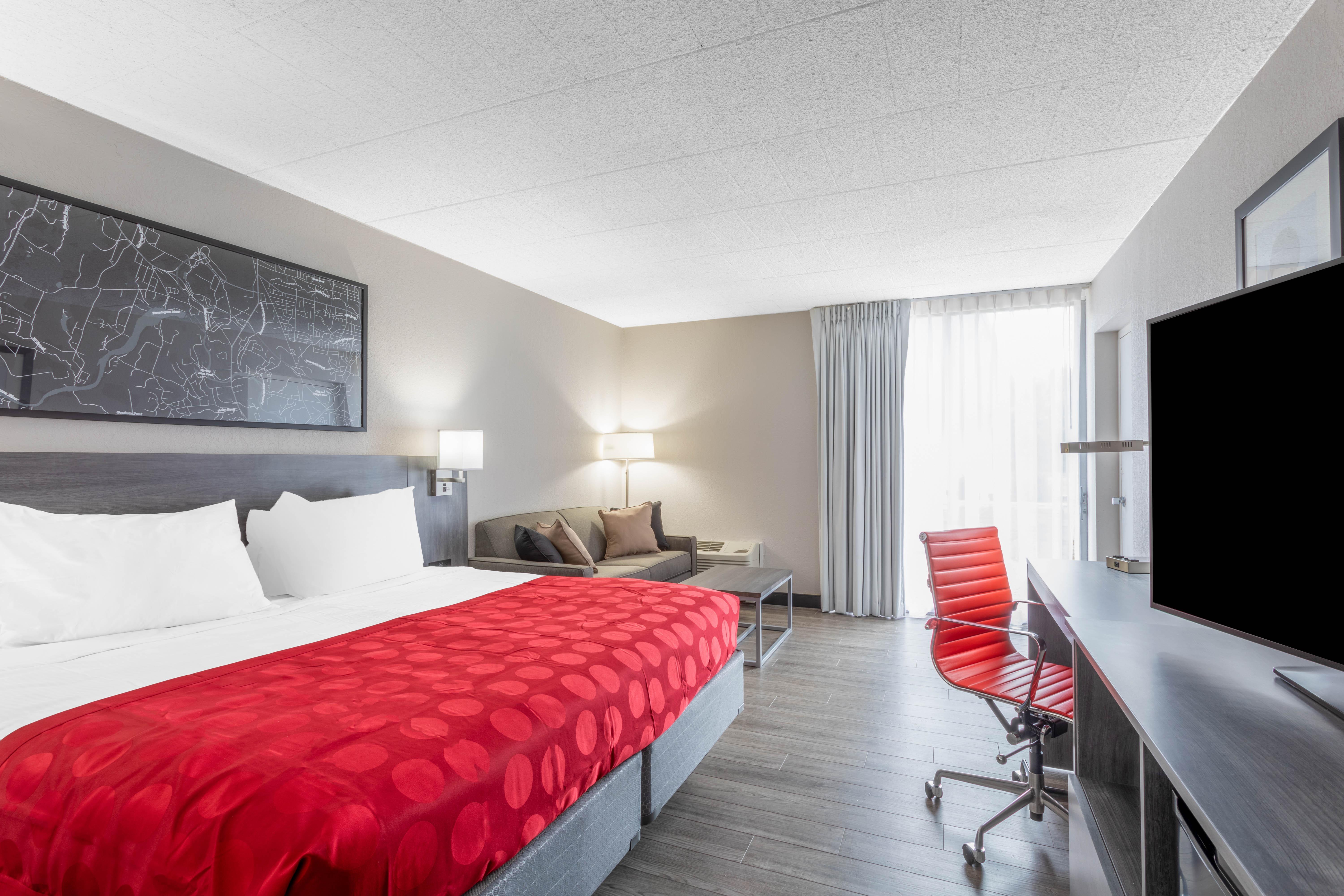 Ramada By Wyndham Hartford North - Bradley Airport Hotel Windsor Locks Exterior photo