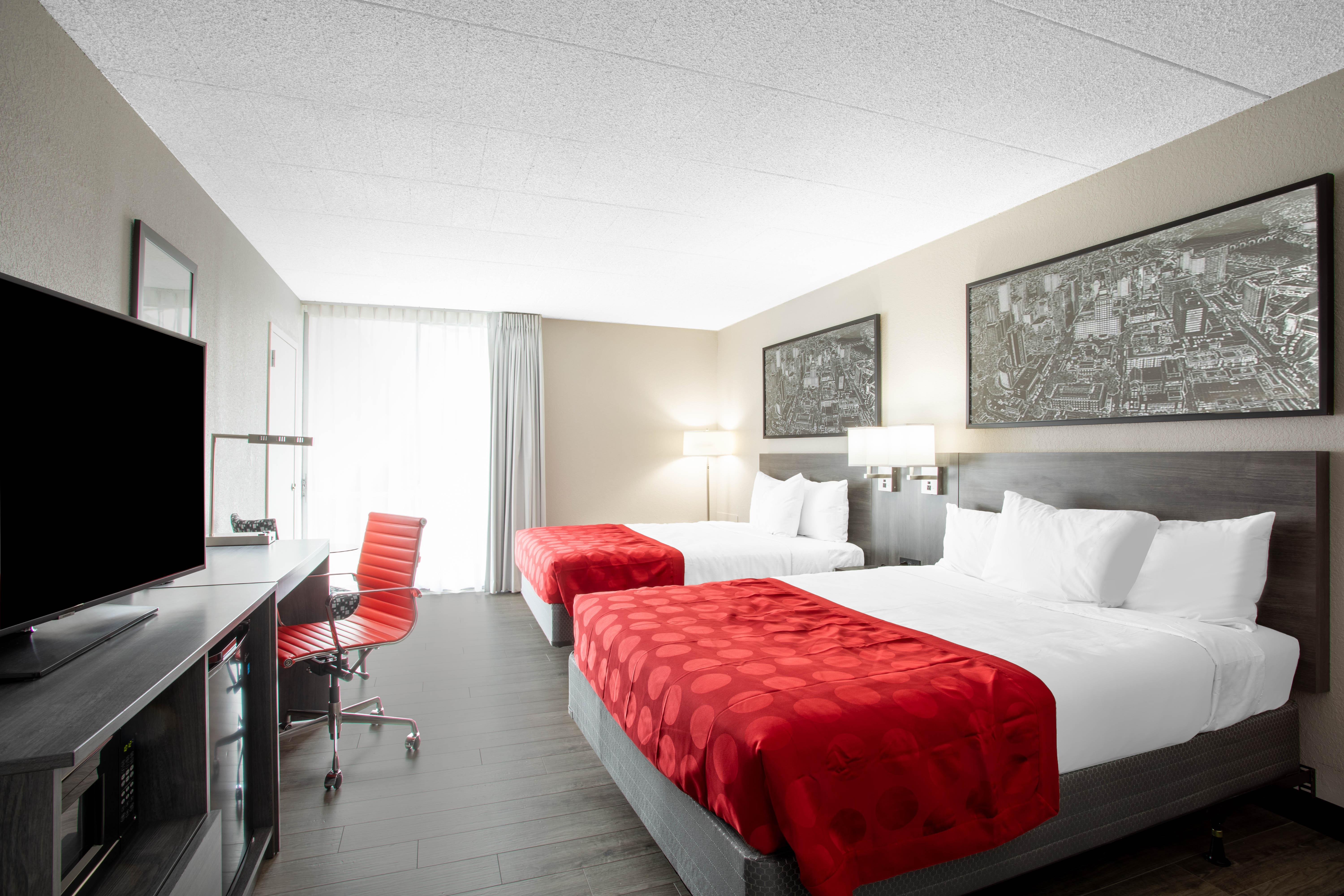 Ramada By Wyndham Hartford North - Bradley Airport Hotel Windsor Locks Exterior photo